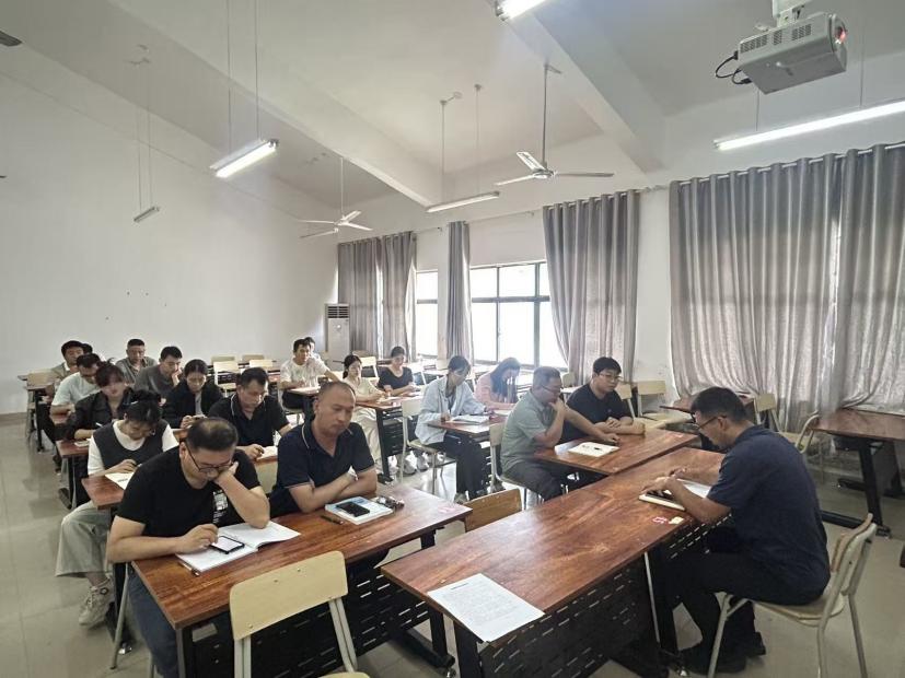 图片2.jpg 图片2.jpg