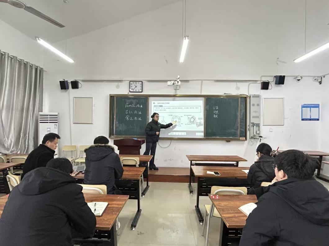 图片3.jpg 图片3.jpg