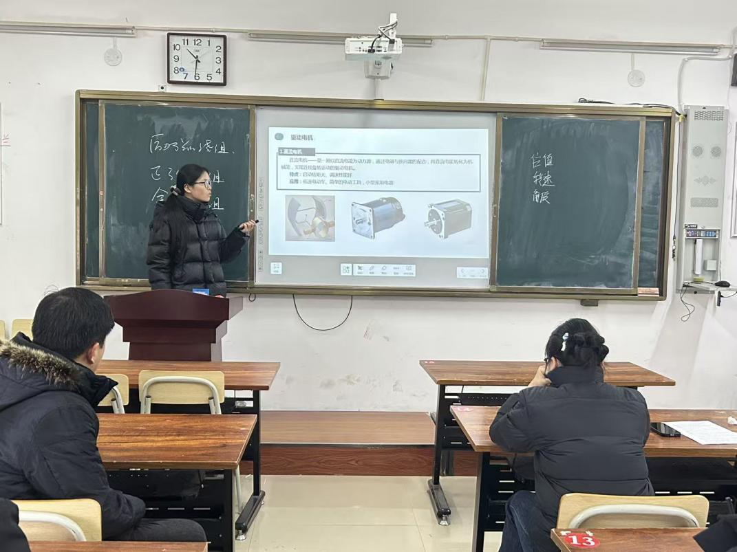 图片4.jpg 图片4.jpg